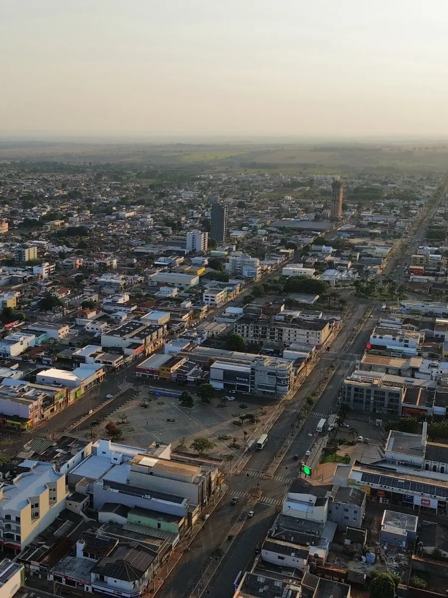Vista urbana representando a atuação da BV Imobiliária em Tangará da Serra